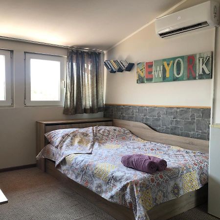 Attic Studio Apartment Sofia Exterior photo
